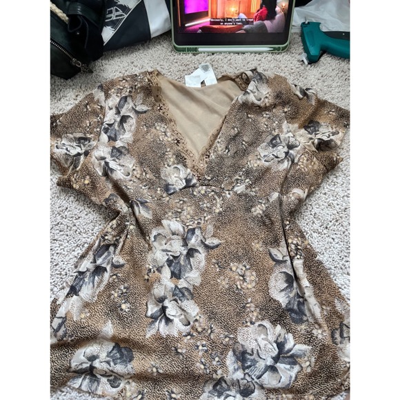 Emma James Tops - Vintage Floral Lace Mesh Top Emma James V Neck Neutral Brown Fairycore Blouse XL